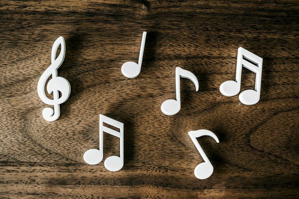 Déchiffrer les notes de musique : guide pratique pour débutants